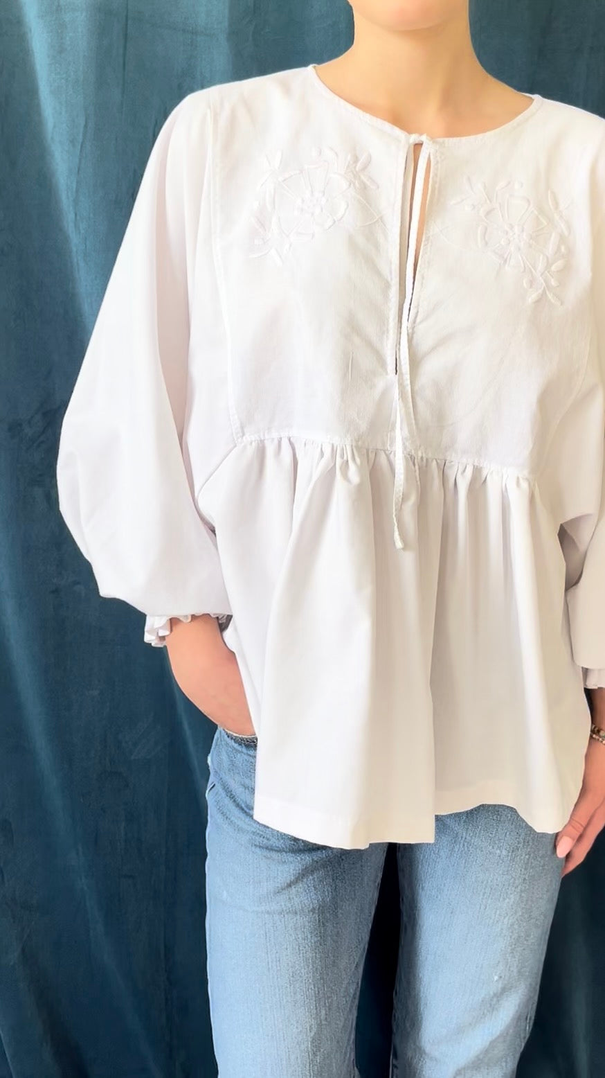 WHITE LINEN no. 8