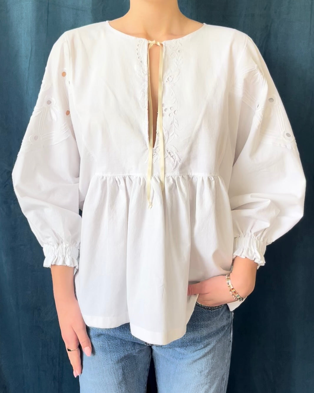 WHITE LINEN no. 5