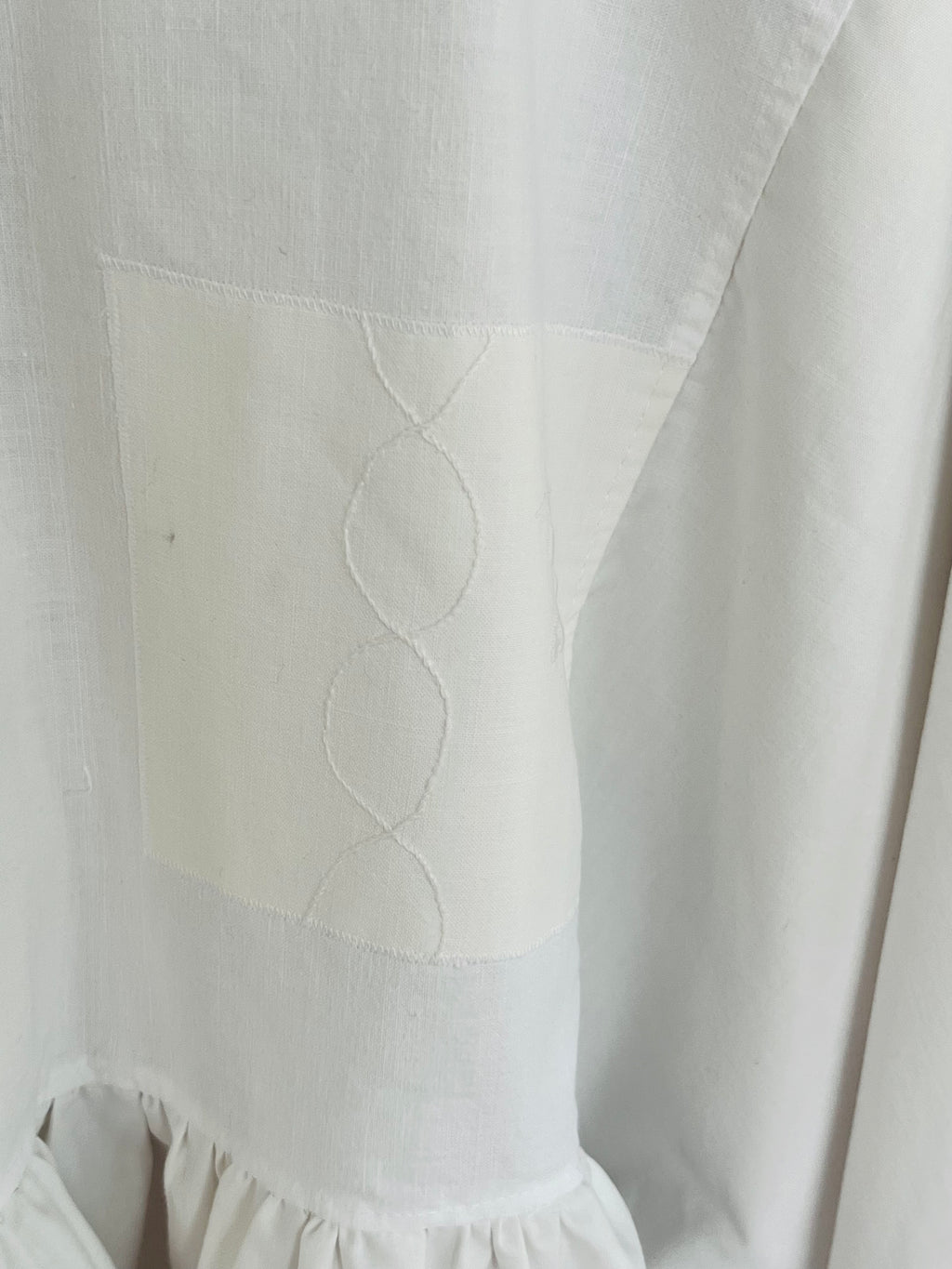 WHITE LINEN no. 8
