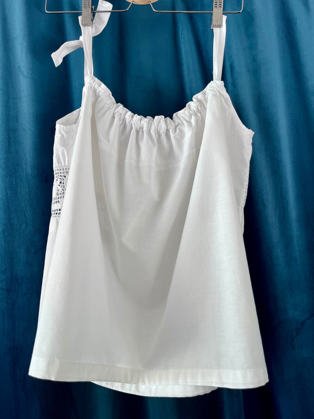 WHITE LINEN no. 13