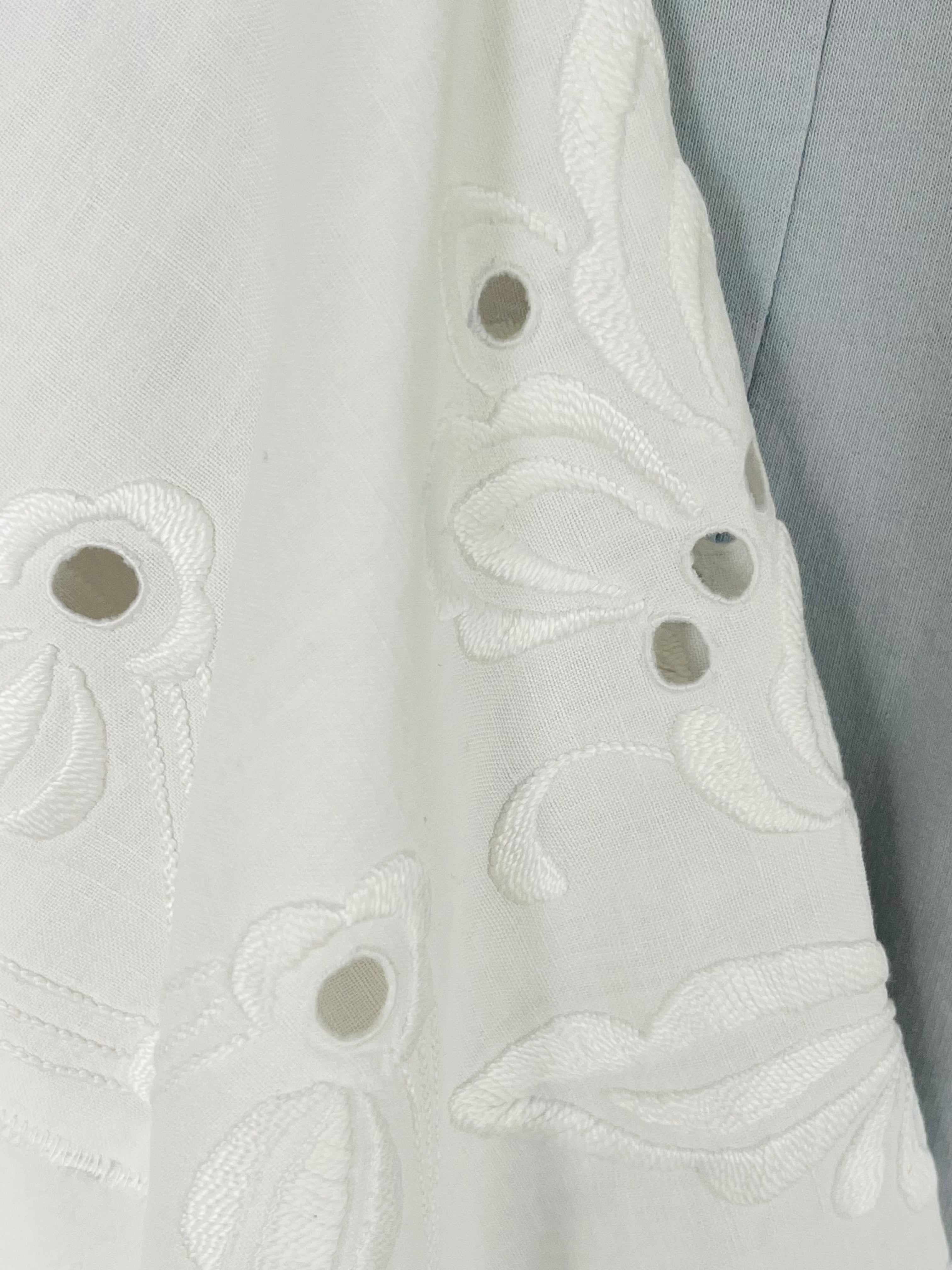 WHITE LINEN no. 5