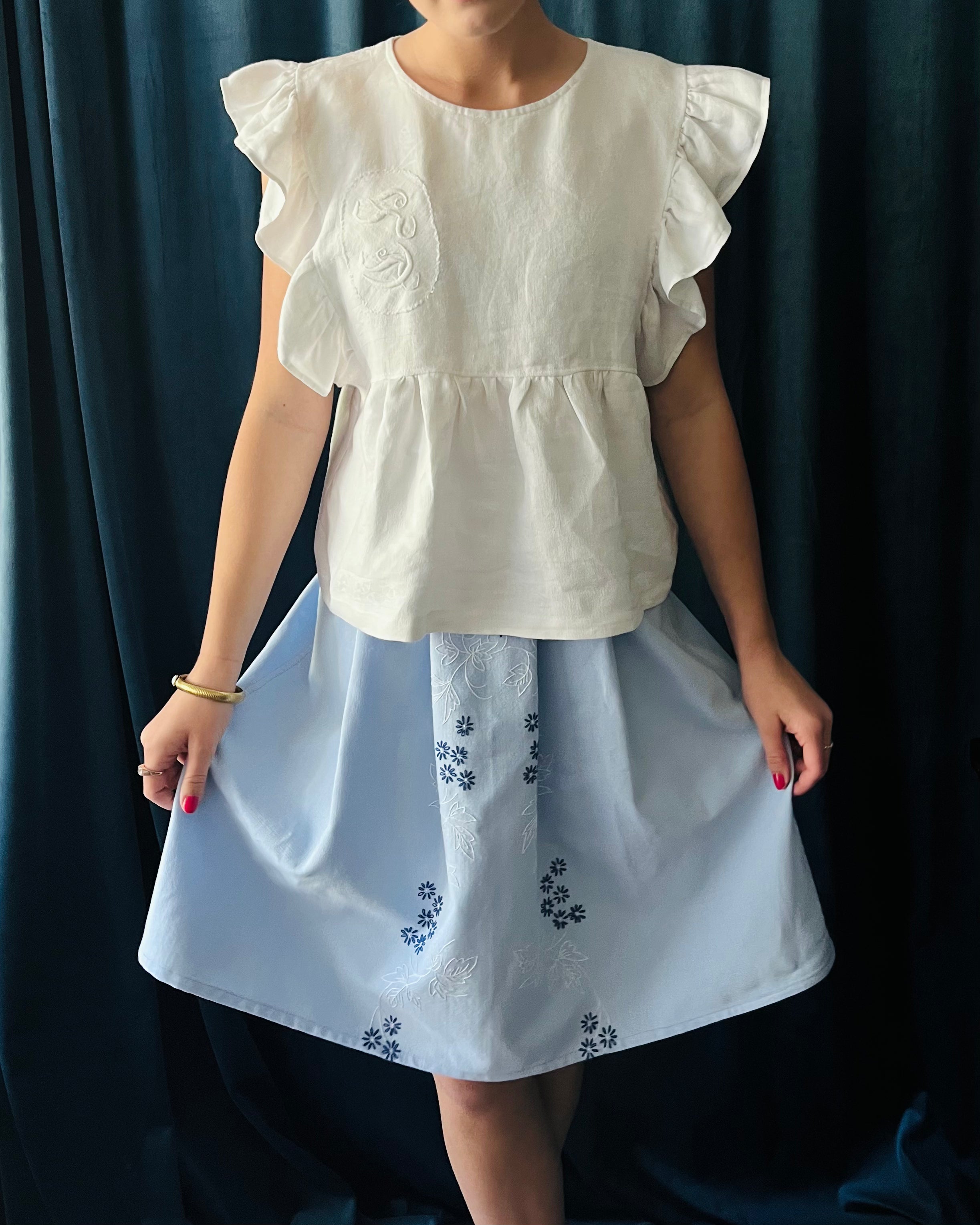 WHITE LINEN no. 11