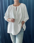 WHITE LINEN no. 17