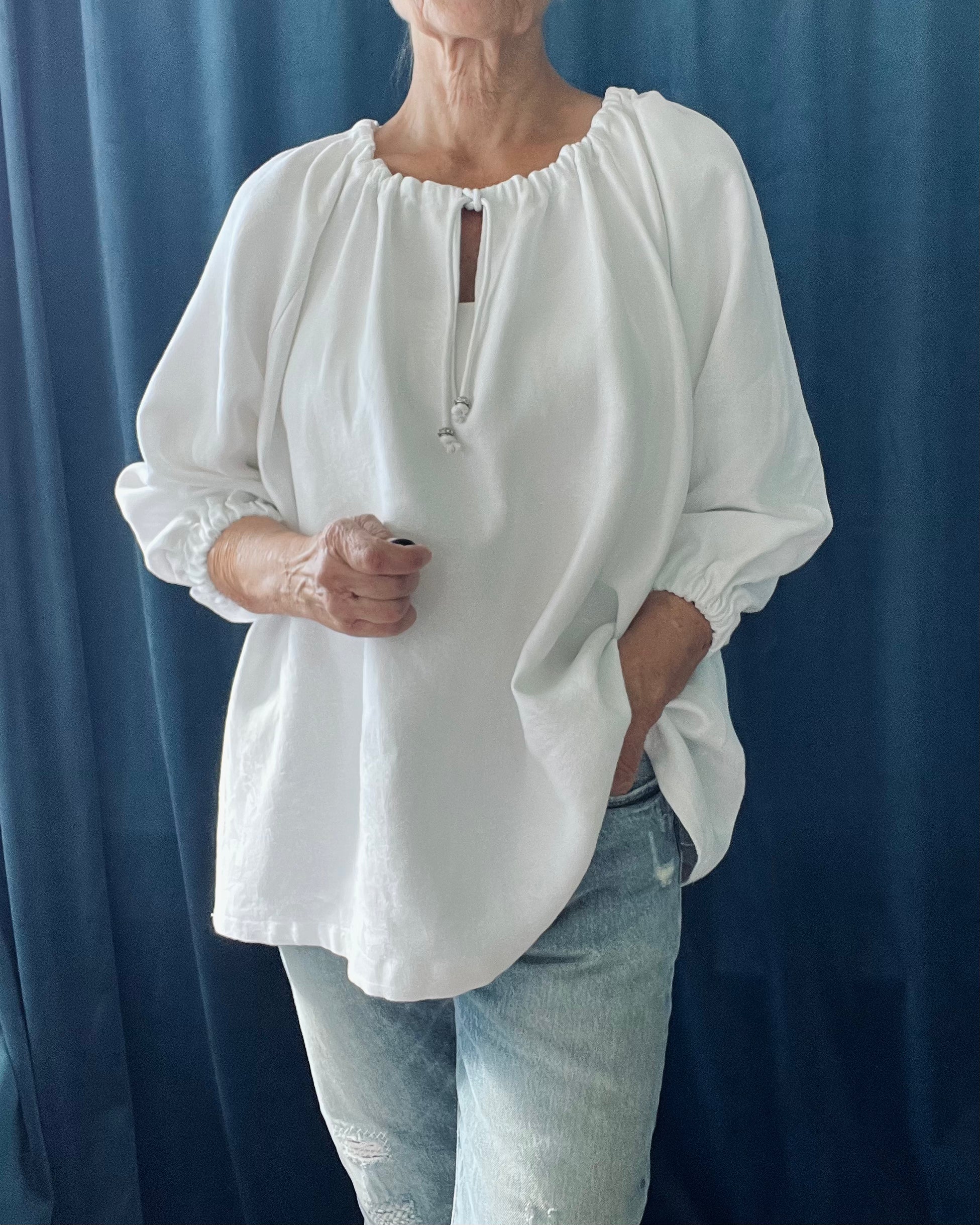 WHITE LINEN no. 17