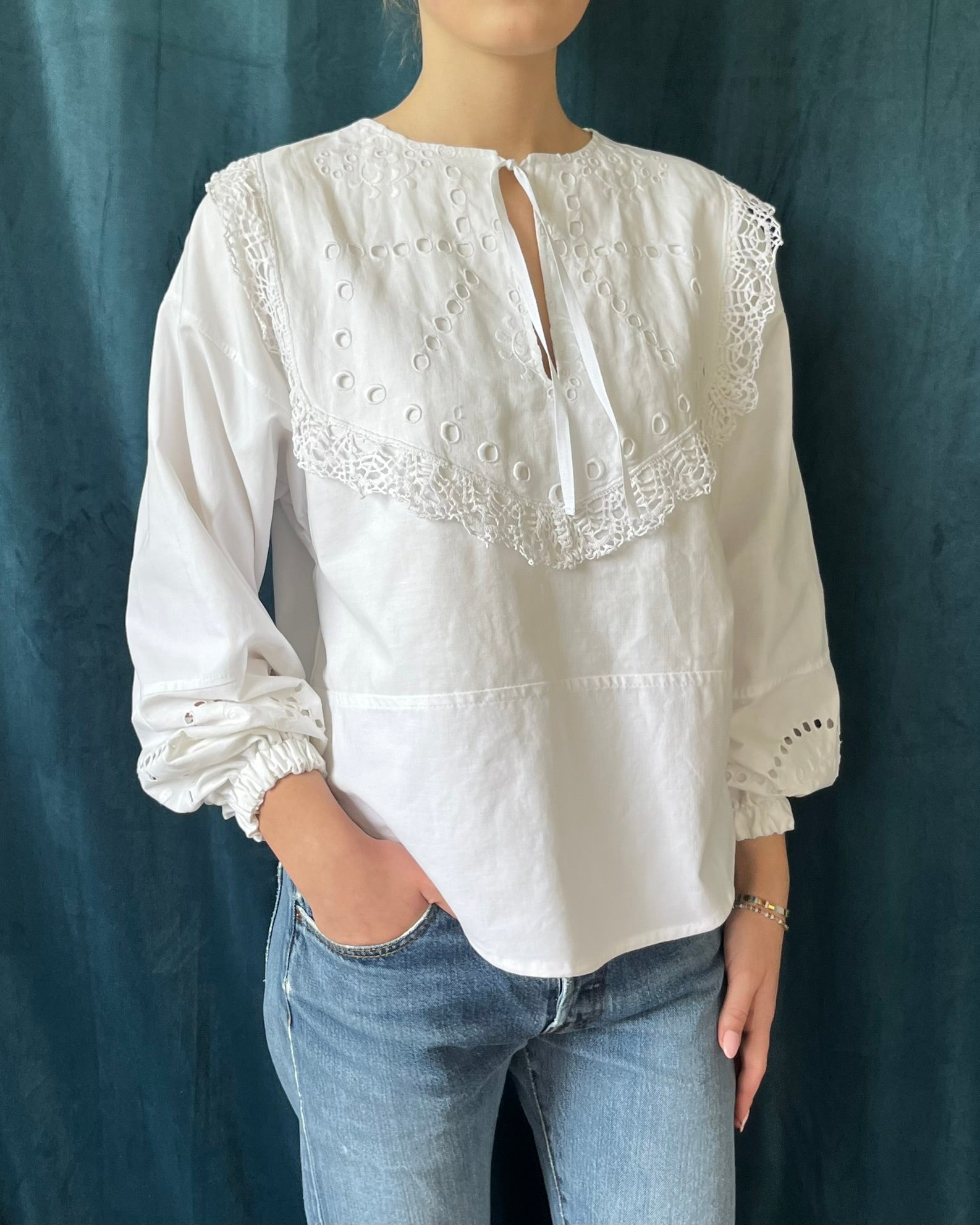 WHITE LINEN no. 3