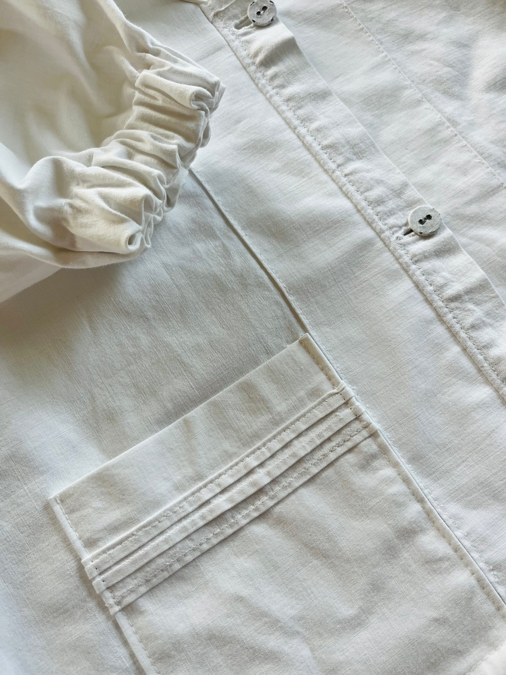 WHITE LINEN no. 9