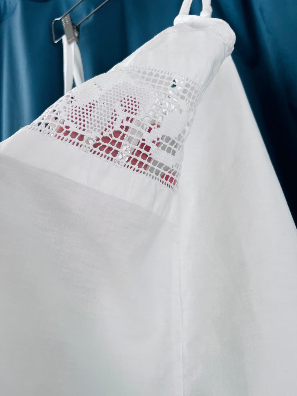 WHITE LINEN no. 13