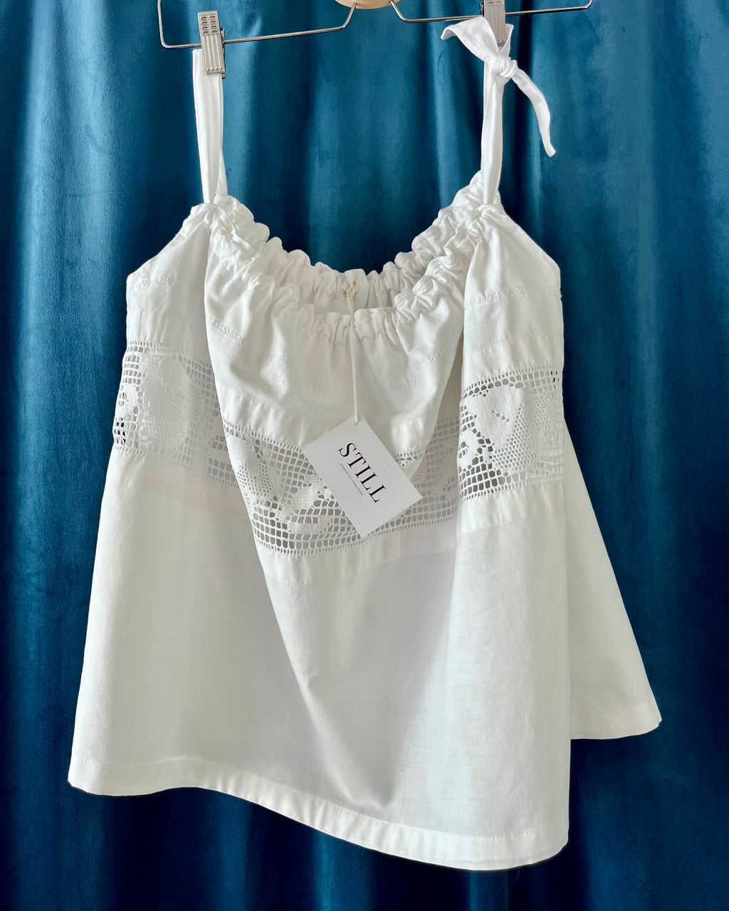 WHITE LINEN no. 13