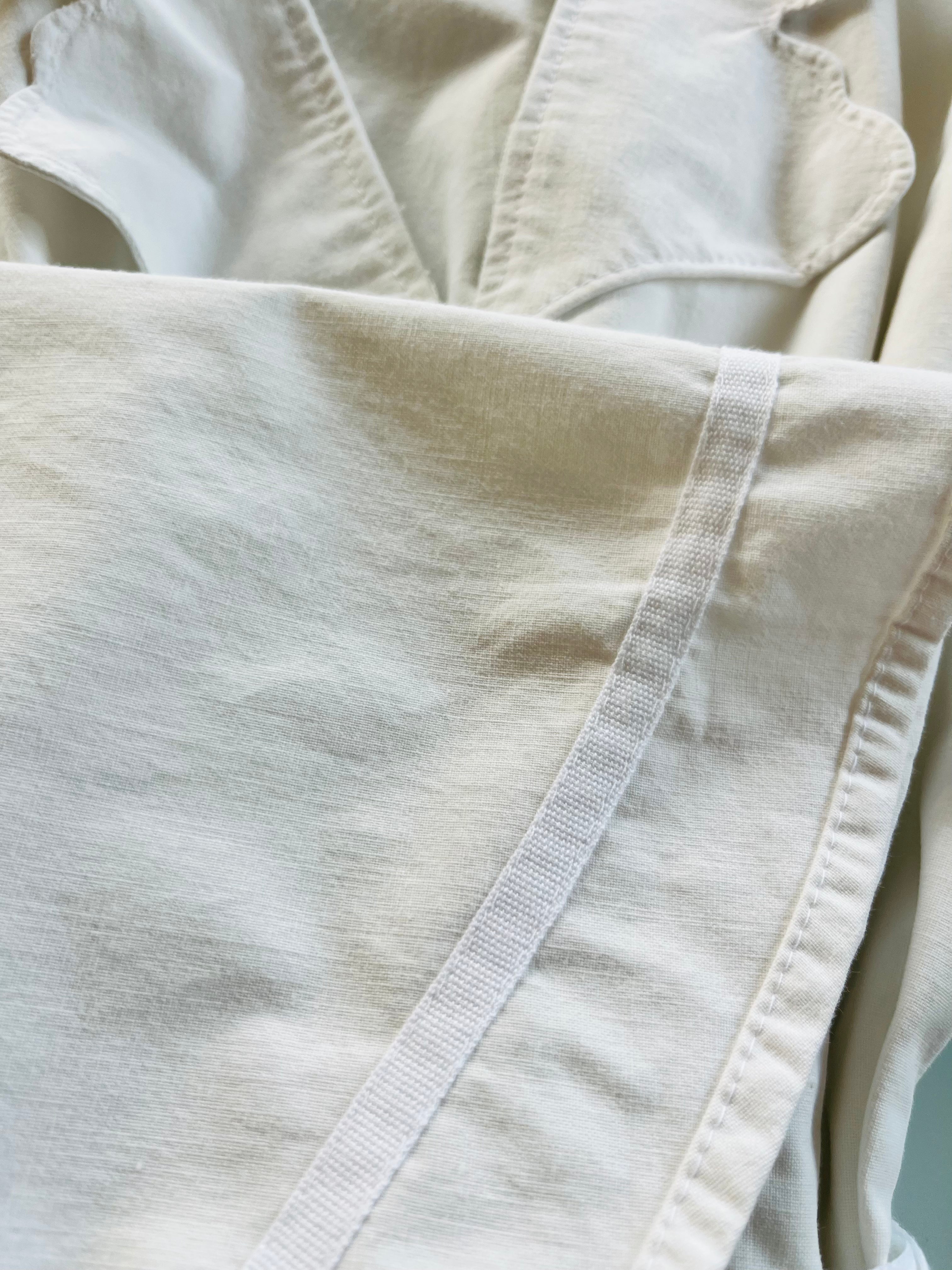 WHITE LINEN no. 6