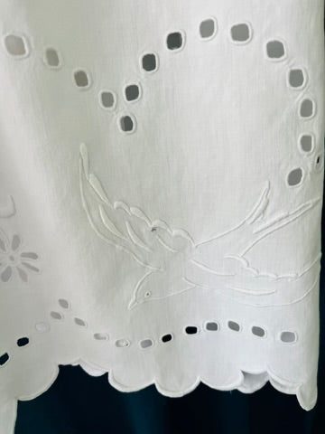 WHITE LINEN no. 15