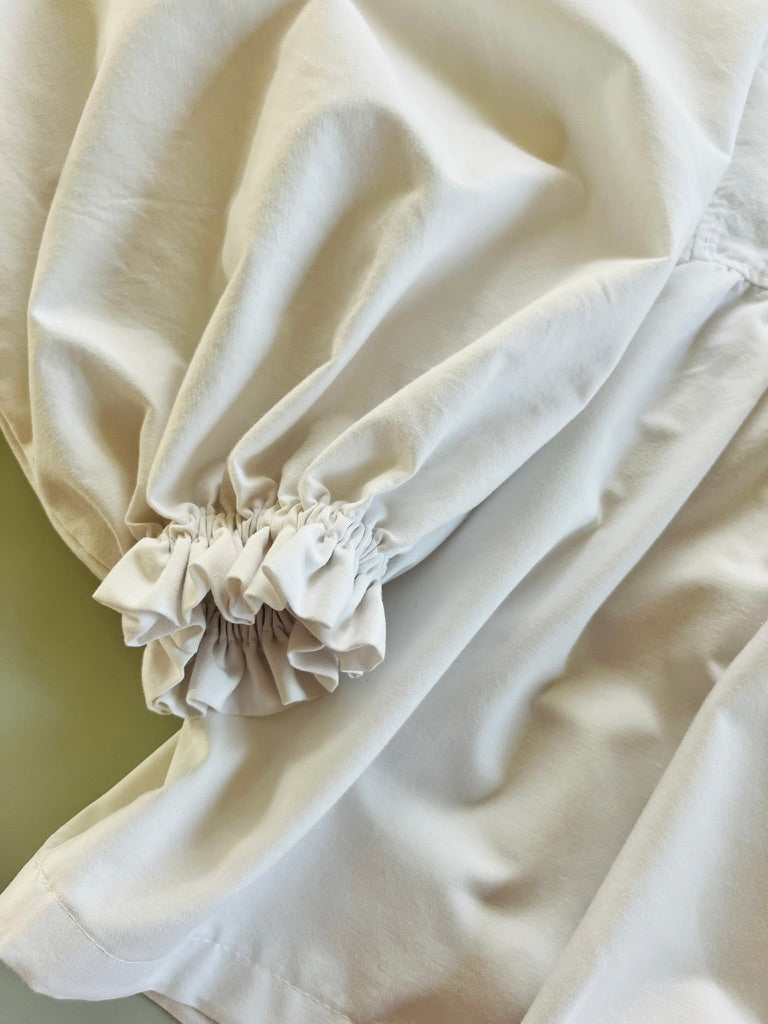 WHITE LINEN no. 8