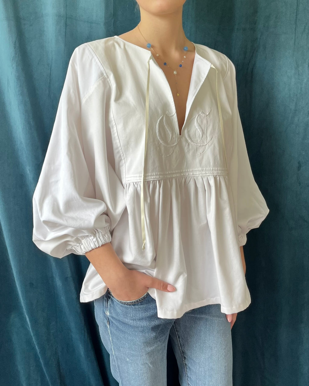 WHITE LINEN no. 1