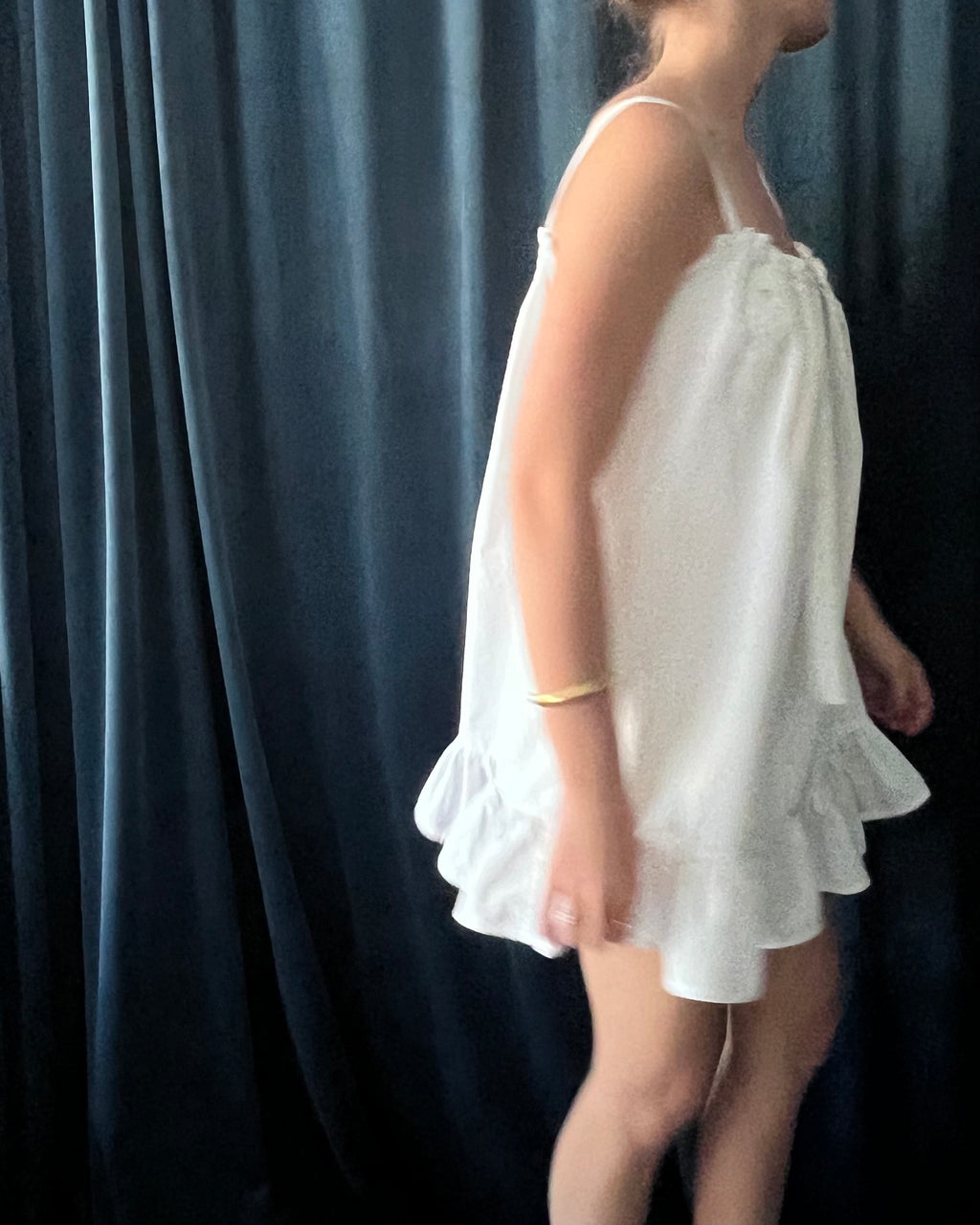 WHITE LINEN no. 14