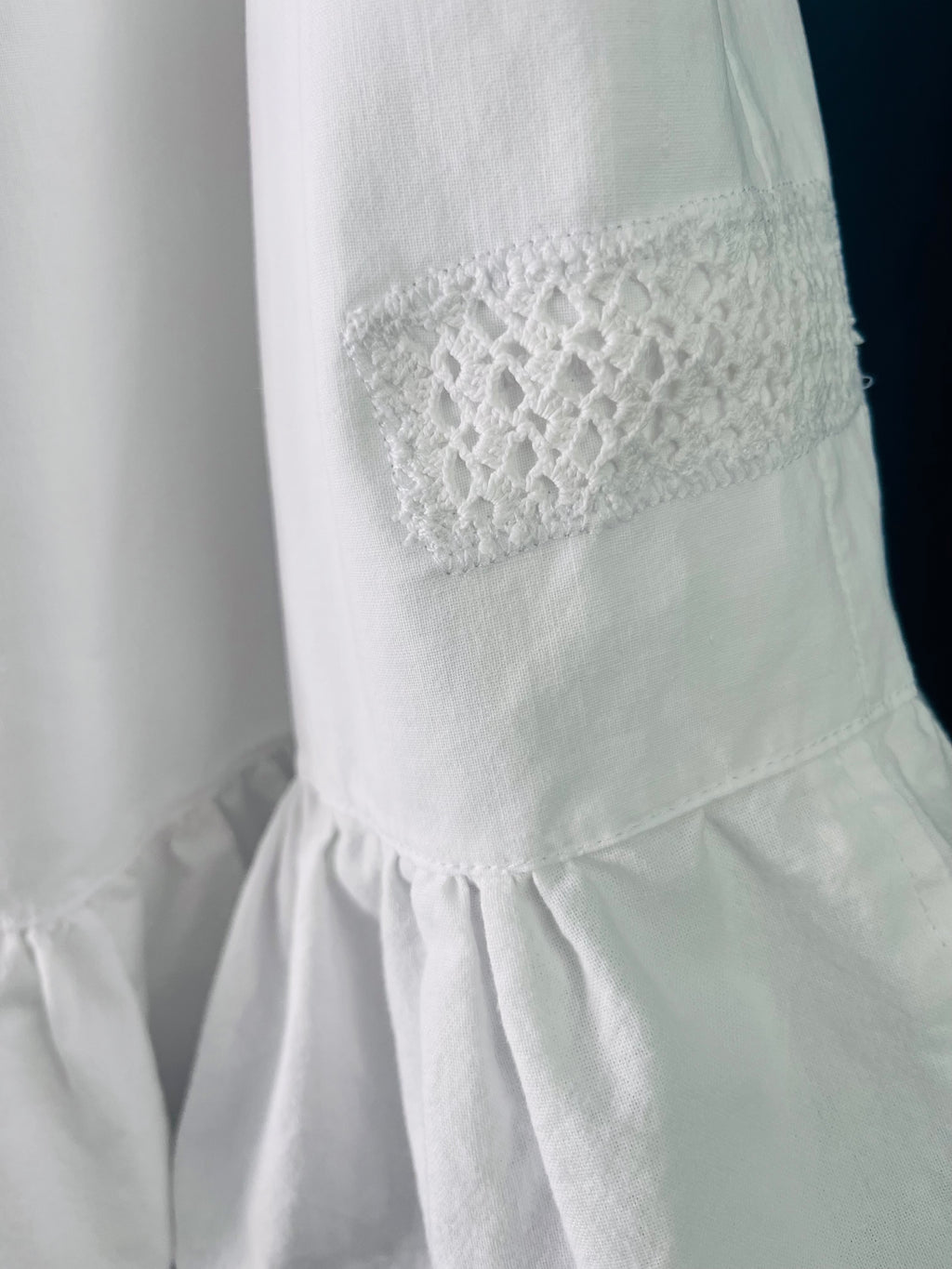 WHITE LINEN no. 14