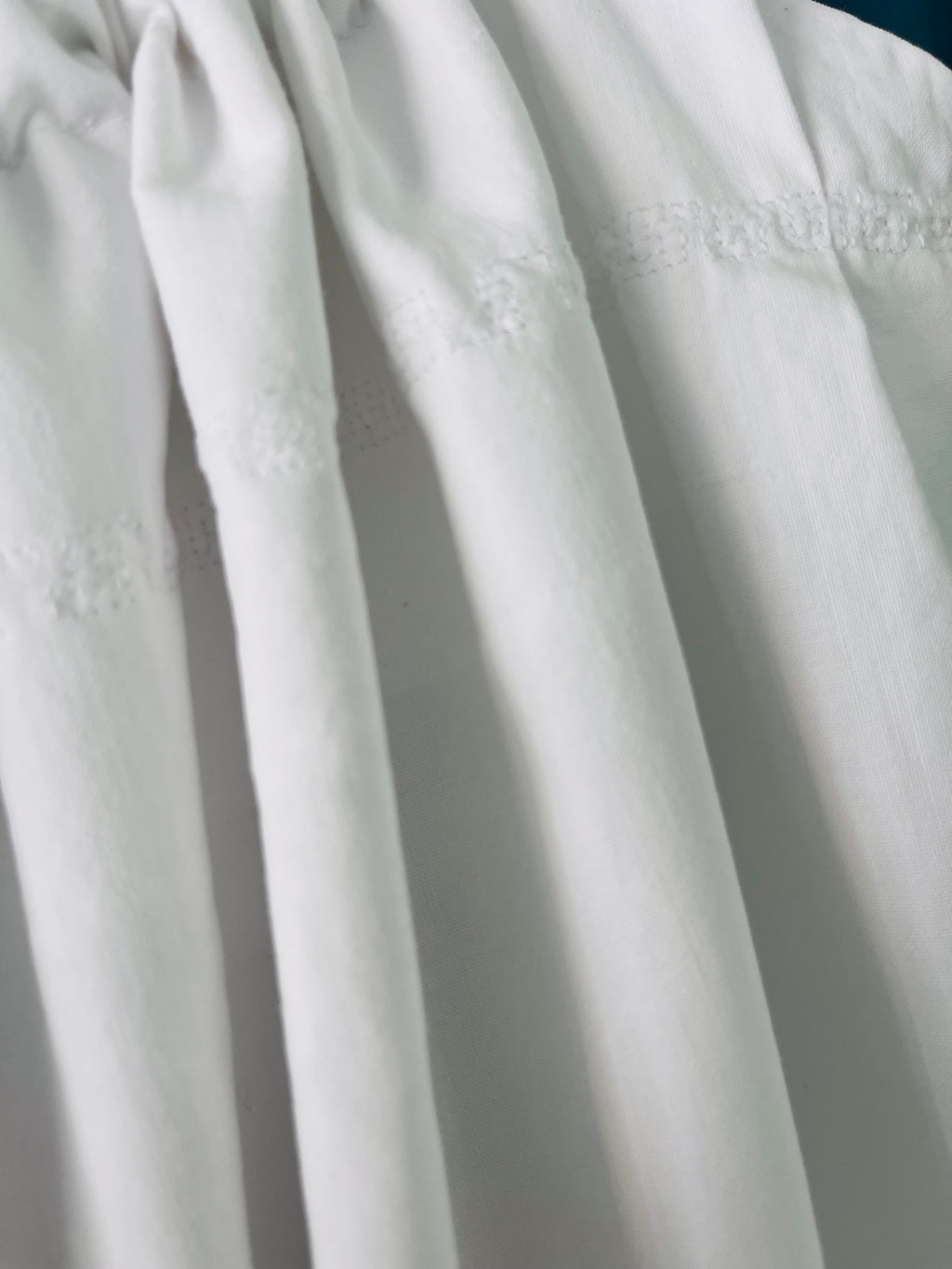 WHITE LINEN no. 14