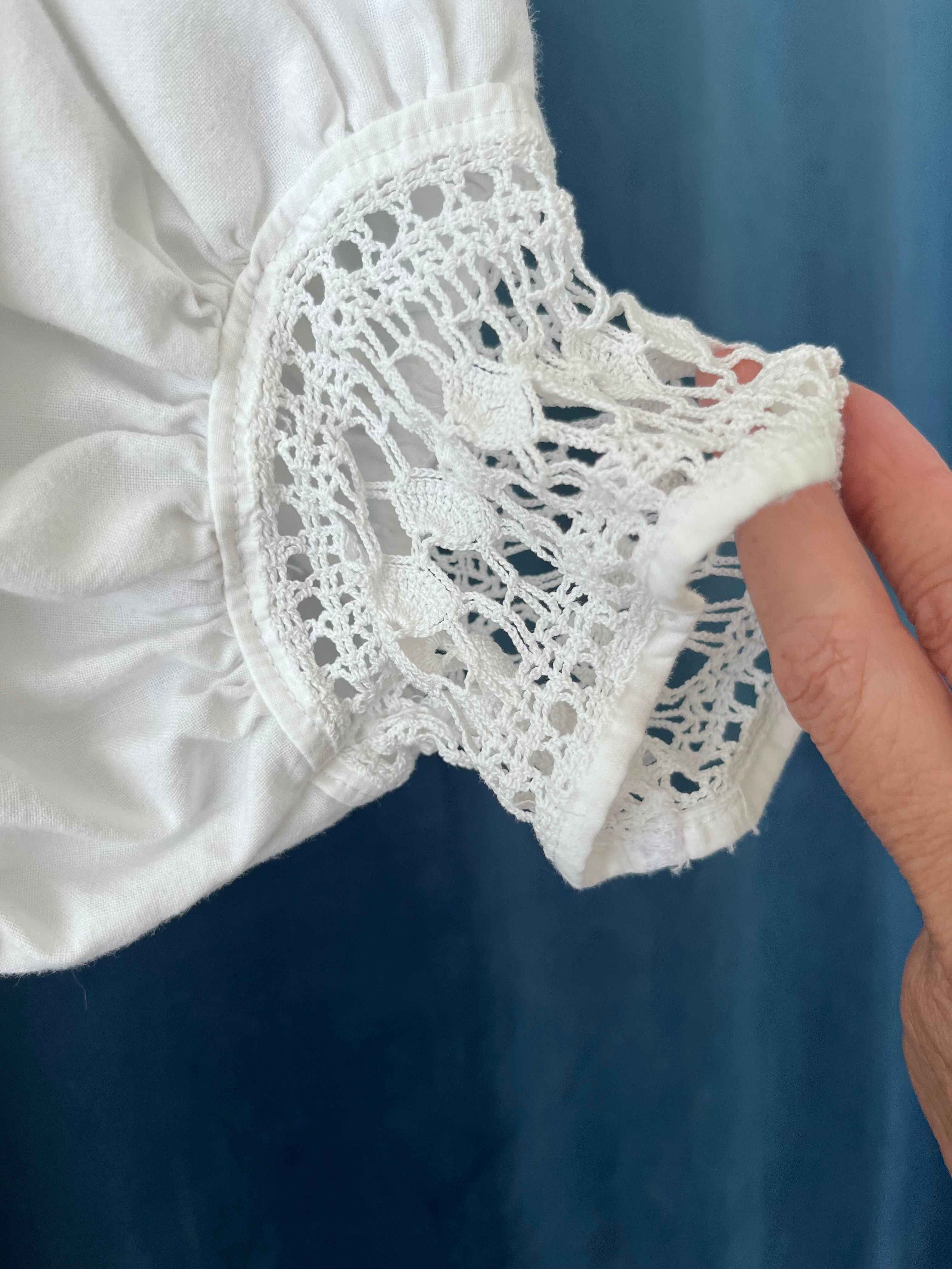 WHITE LINEN no. 16